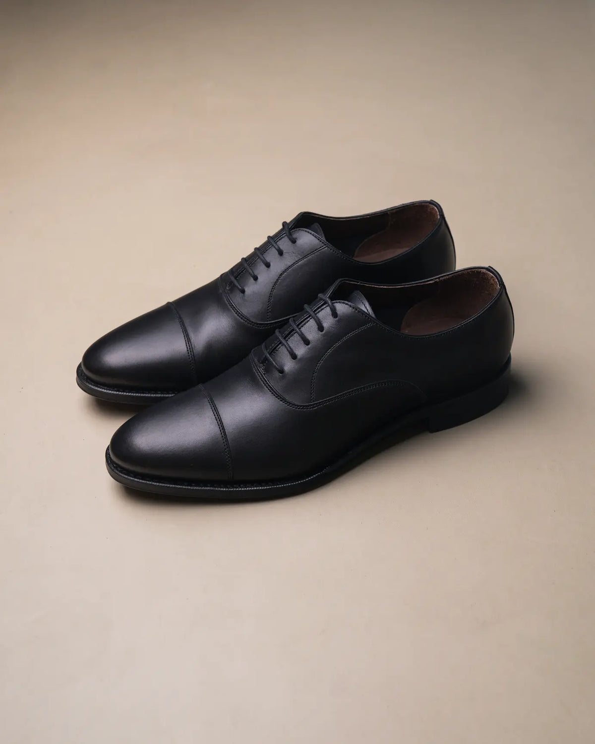 Berwick Cap Toe Oxford – Black