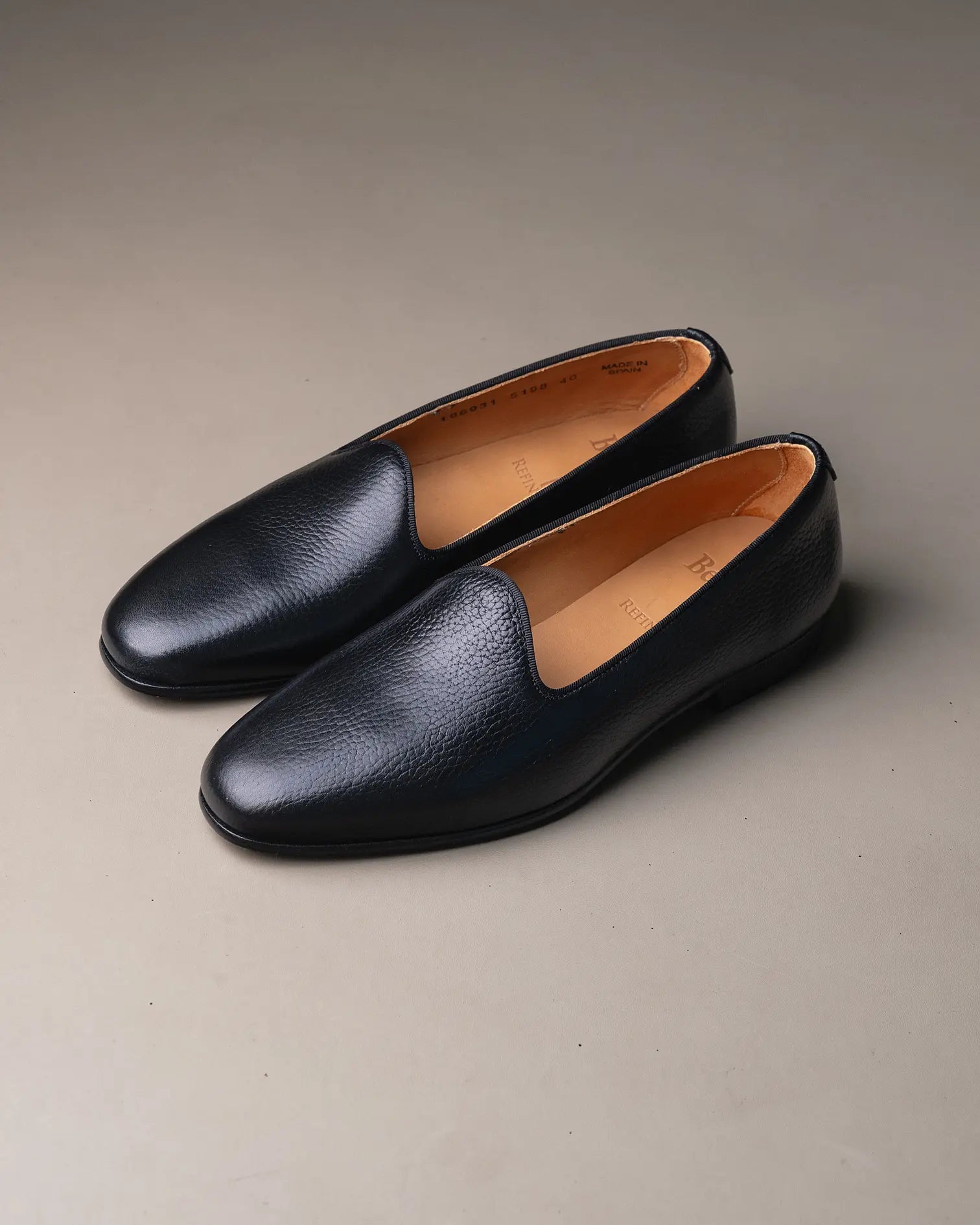 Berwick Slip On Grain – Black