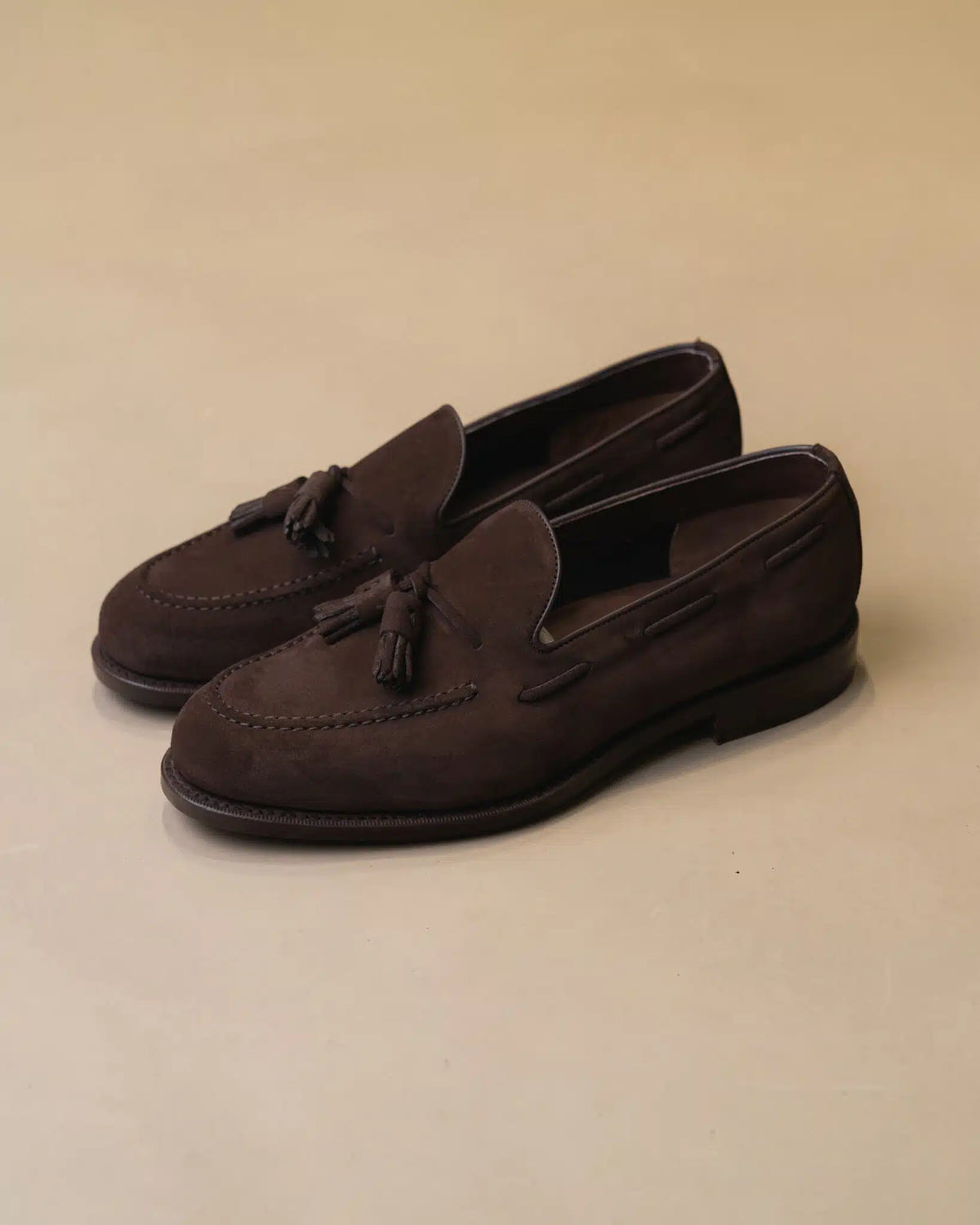 Berwick Tassel Loafers – Suede Dark Brown