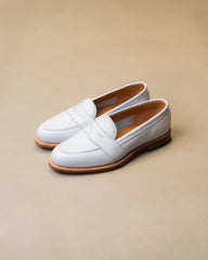 Berwick Full Strap Loafers Grain – White
