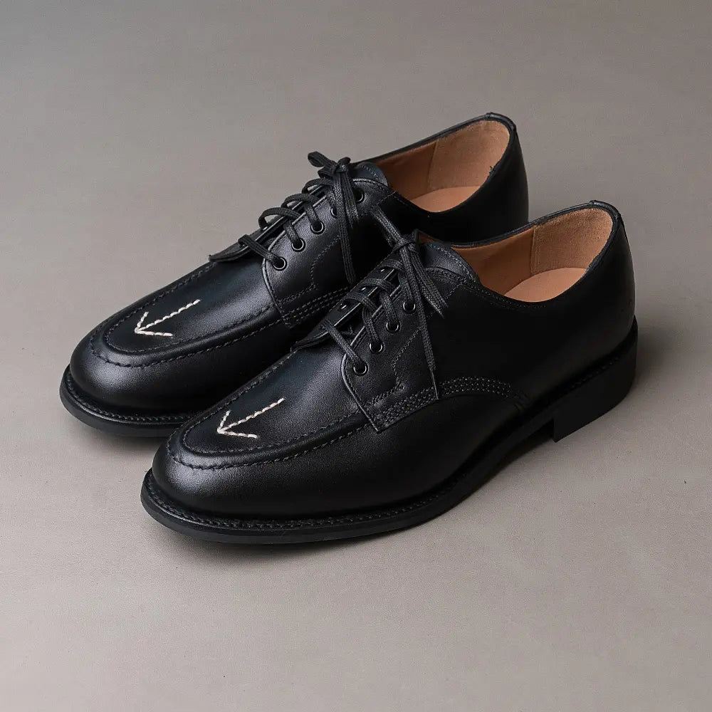 Sanders Military Broad Arrow Derby Black