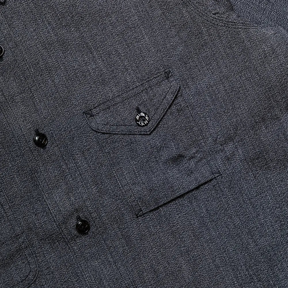 Pocket detail of the Big Yank 1935 Original Chambray Shirt Black highlighting pocket shape, stitching precision, and classic Big Yank workwear detailing for Clothier & Sons.