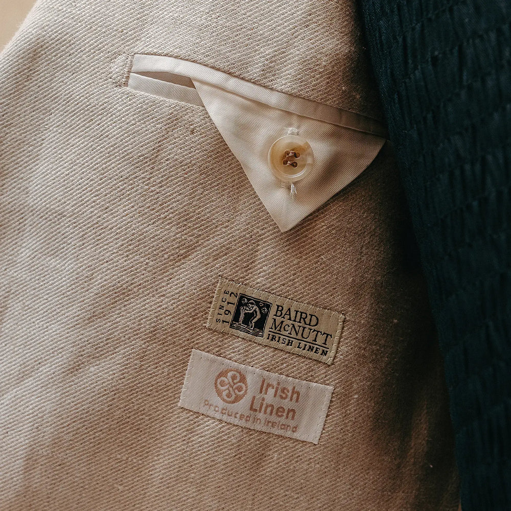 Inside pocket detail of the Drop6 Linen Suit Oatmeal showing interior construction, pocket finishing, and clean tailoring for Clothier & Sons.