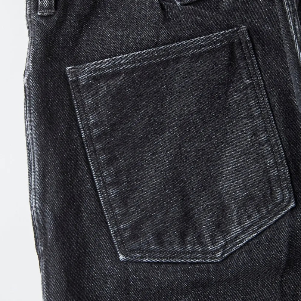 Pocket detail of the Old Joe Flat-Back Jean Trouser 946 Graphite highlighting pocket shape, seam finishing, and functional design for Clothier & Sons.
