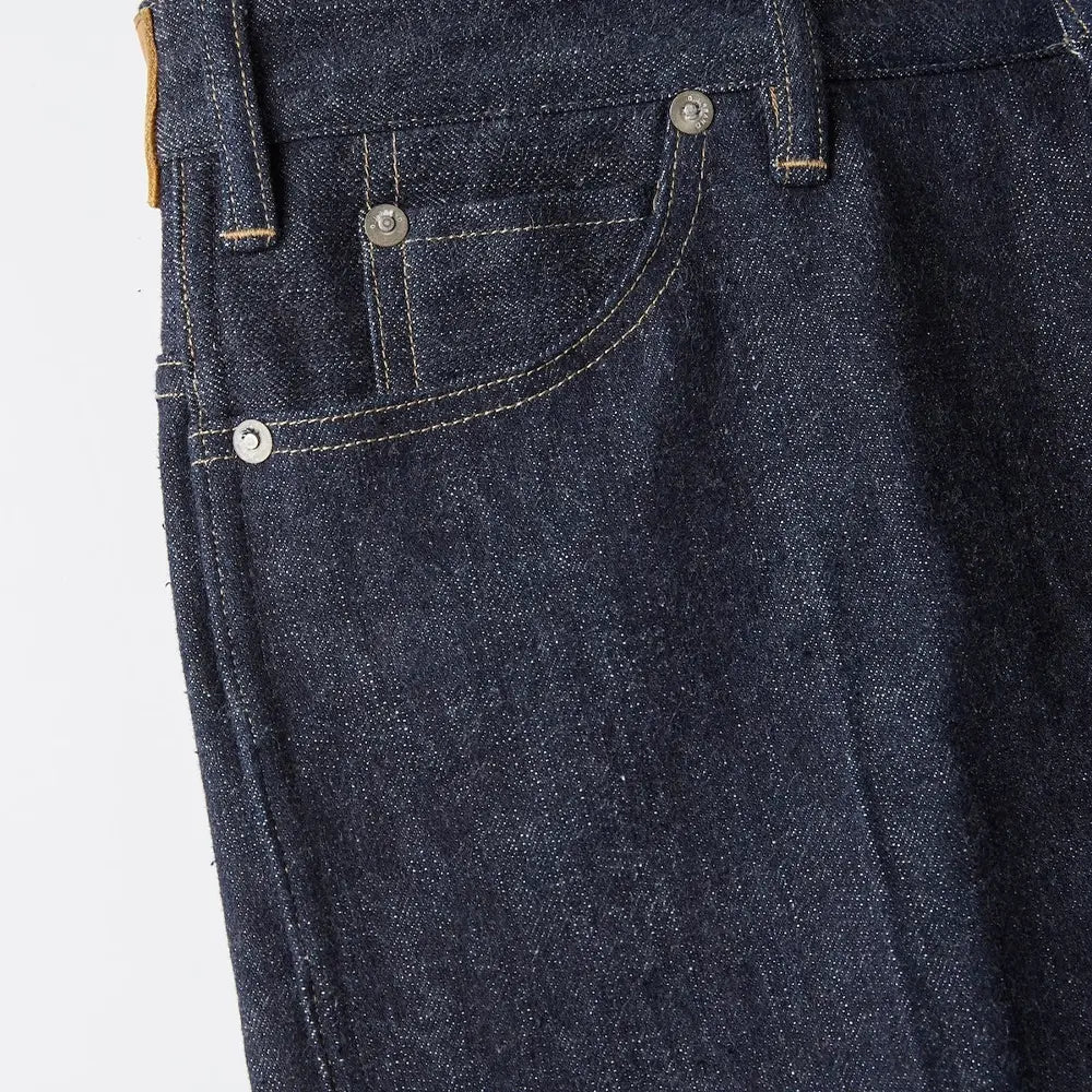 Pocket detail of the Old Joe Saddle Straight Jean Trouser 945 Indigo highlighting pocket shape, seam finishing, and functional design for Clothier & Sons.