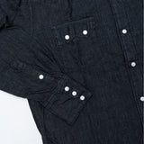 รายละเอียดแขนเสื้อ orSlow Denim Western Shirt สีดำ โชว์ตะเข็บคู่และกระดุมสแน็ปเมทัลลิก งานเย็บประณีตสไตล์ญี่ปุ่น