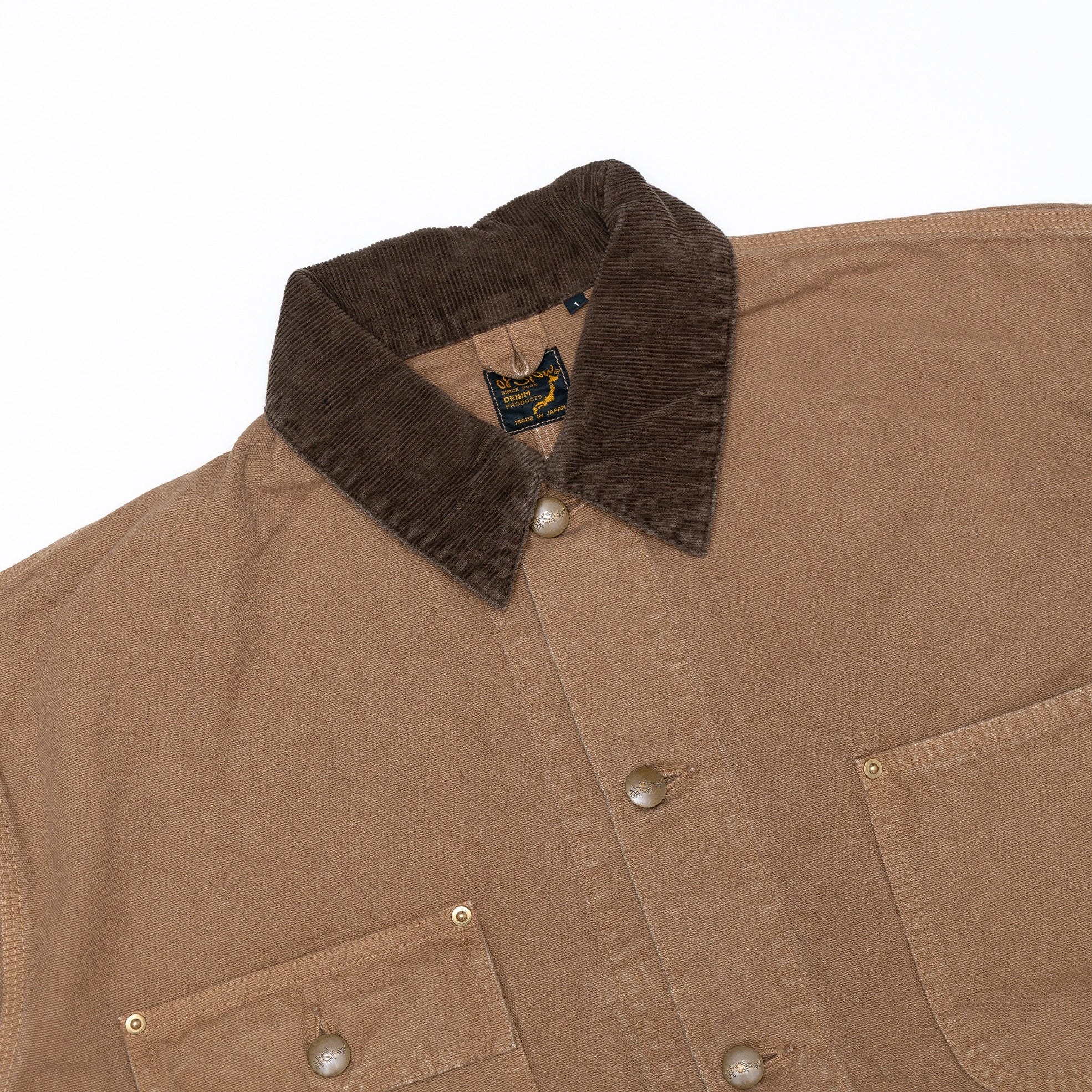 รายละเอียดปกแบบ Shawl Collar ของ orSlow Jacket สี Brown แสดงพื้นผ้าและงานเย็บที่ละเอียดอ่อน