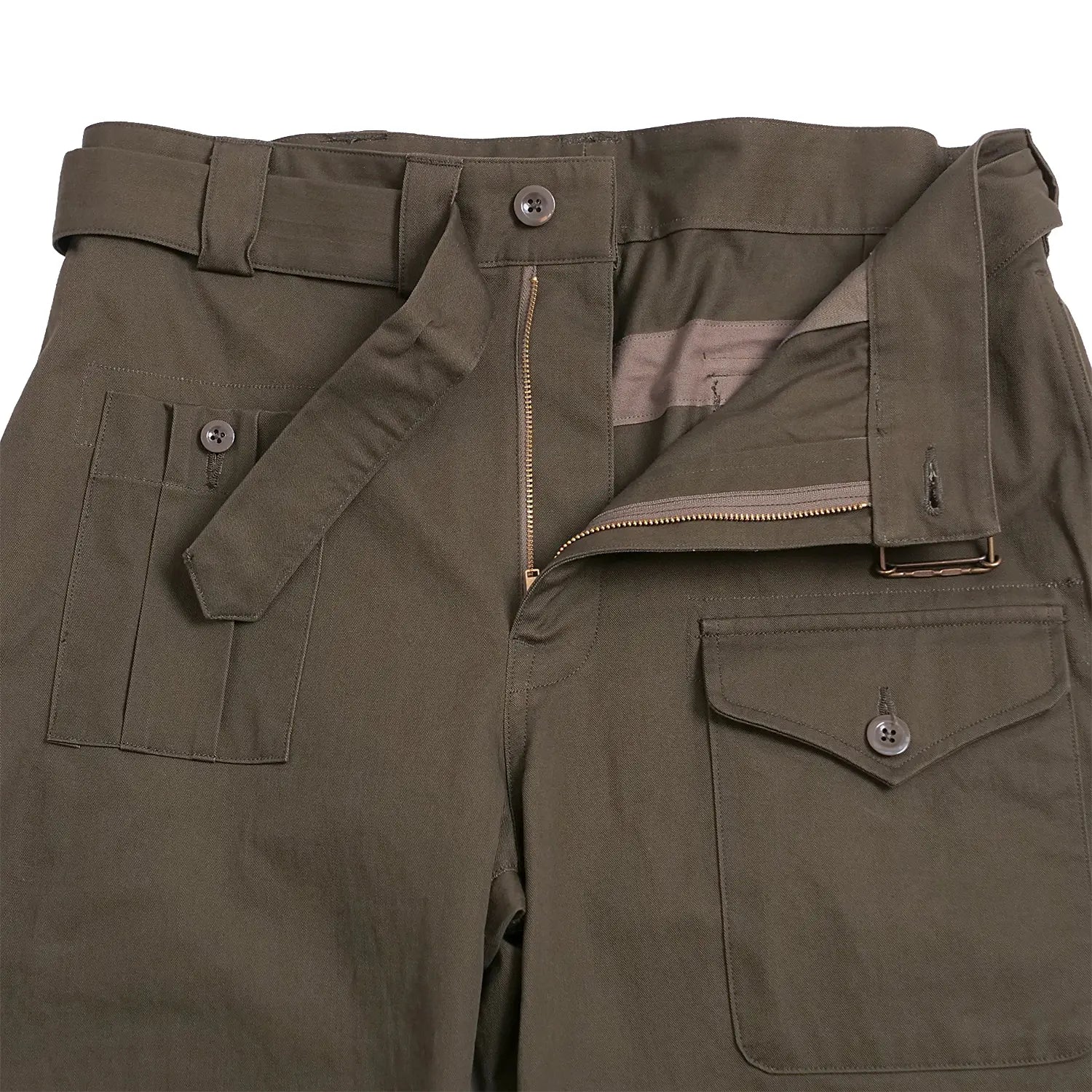 Waist detail of the Soundman Olson 534M-961B Trousers Olive Green showing waistband construction, belt loops, and fastening detail for Clothier & Sons.