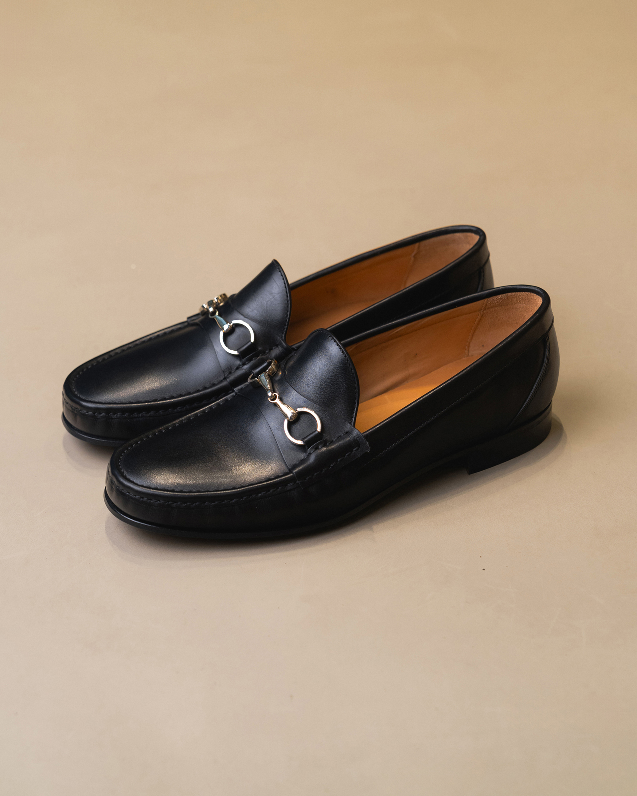 BERWICK Horse Bit Loafers Box Calf – Black