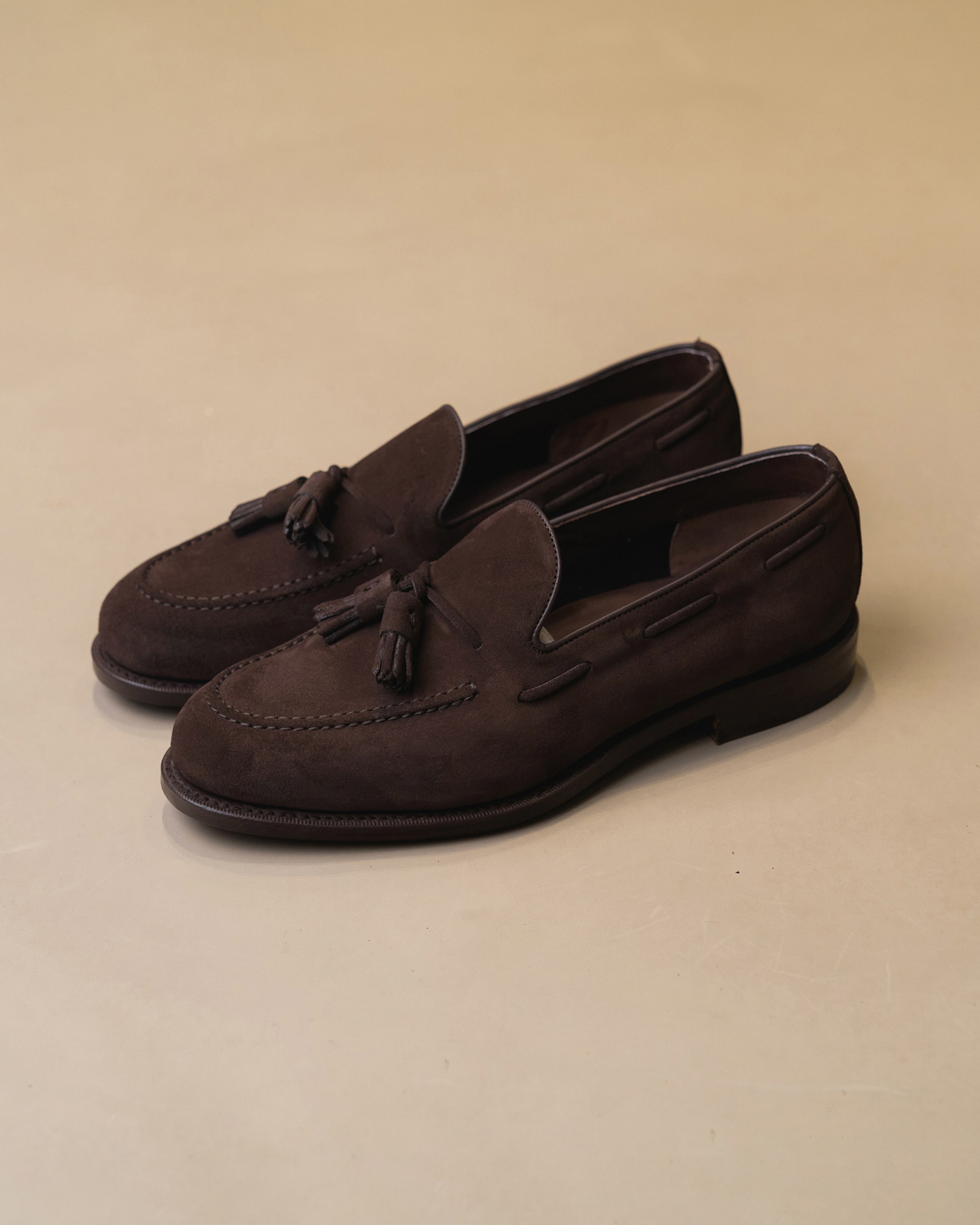 BERWICK Tassel Loafers Suede – Dark Brown