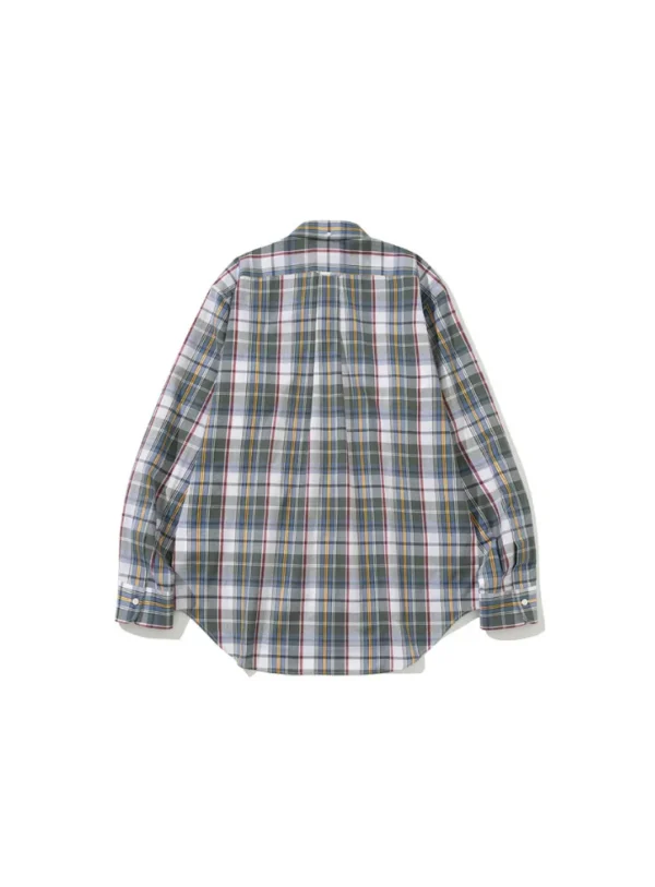Madras shirt inspired by Ivy League style, crafted from lightweight cotton with traditional check pattern เสื้อเชิ้ตลาย Madras สไตล์ Ivy League ผลิตจากผ้าฝ้ายบางเบา ลายตารางคลาสสิก